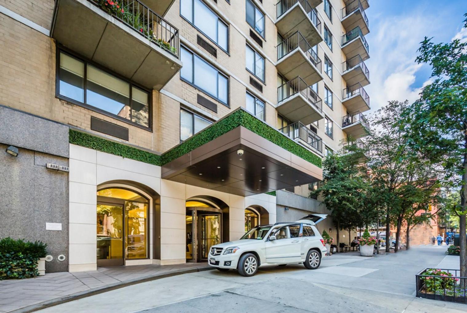 Apartment Ues 2br W Gym Doorman Balcony Stunning Roof Nyc-502 *