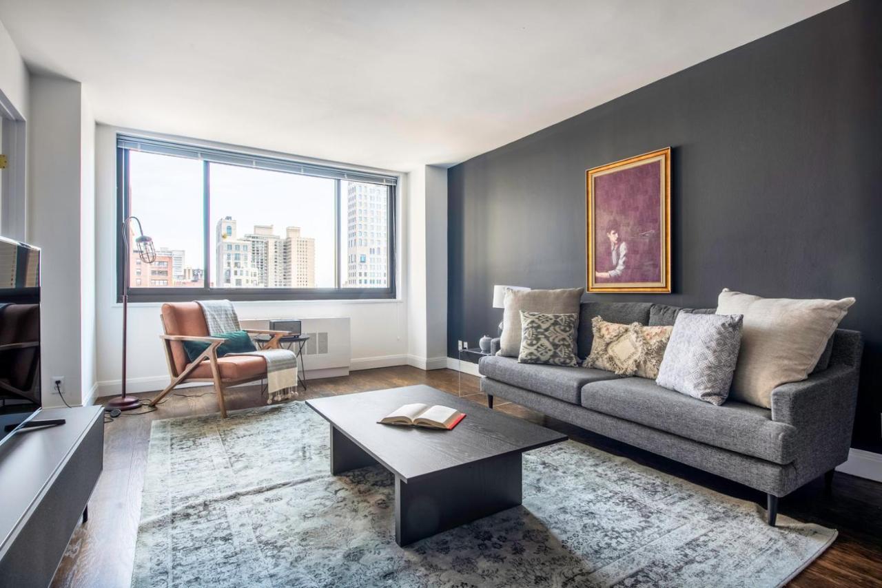 Apartment Ues 2br W Gym Doorman Balcony Stunning Roof Nyc-502 New York