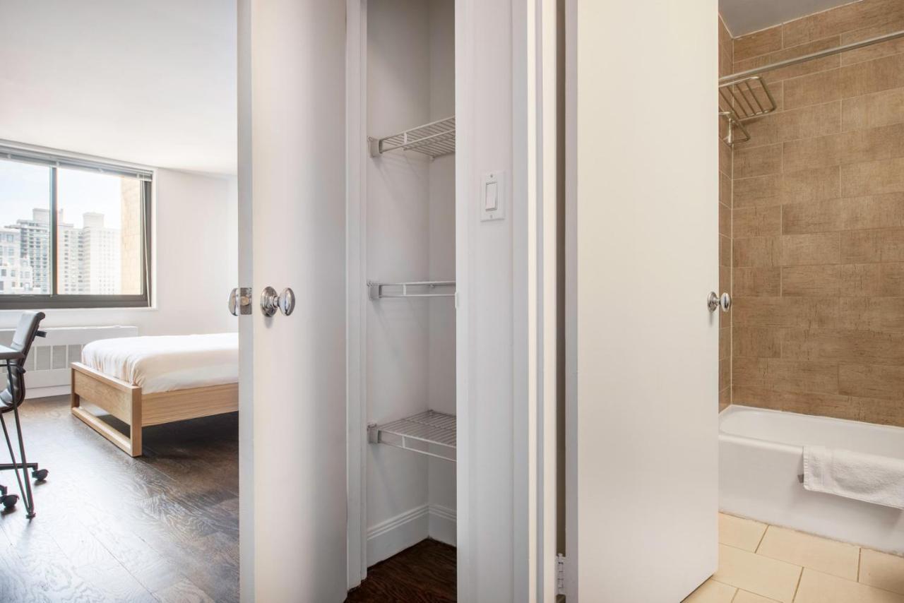 Apartment Ues 2br W Gym Doorman Balcony Stunning Roof Nyc-502