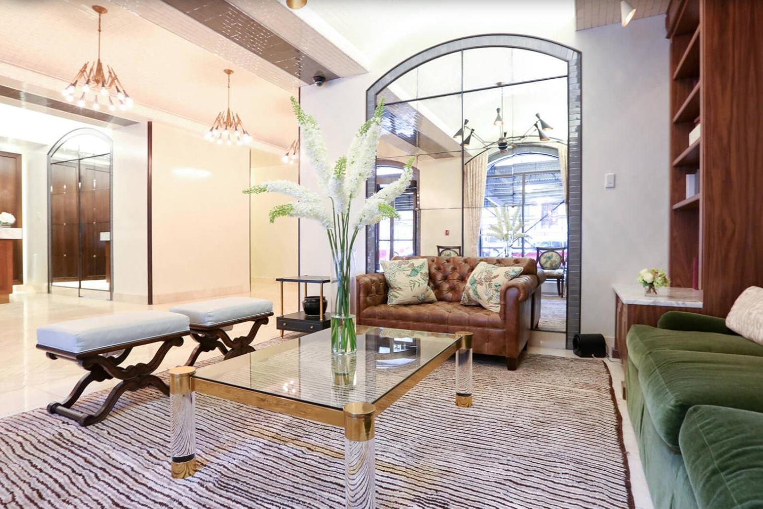 Ues 2br W Gym Doorman Balcony Stunning Roof Nyc-502 Apartment